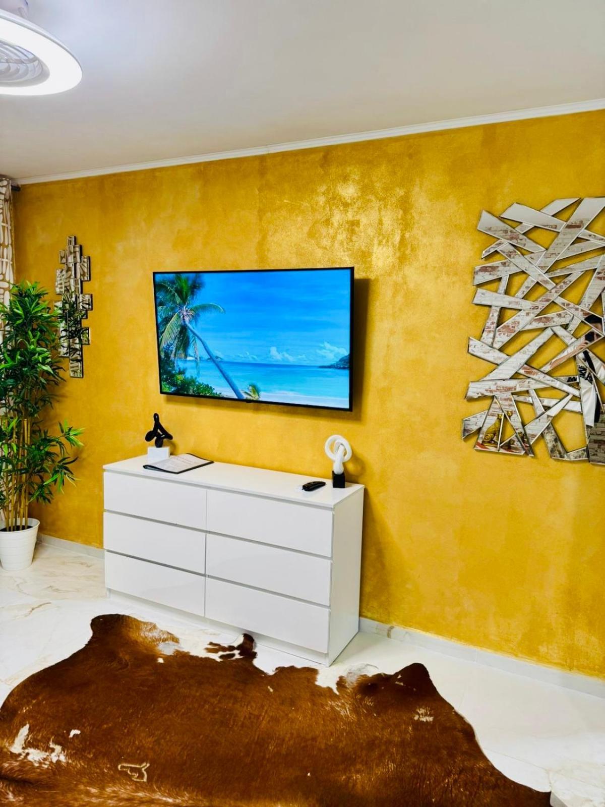 Apartment With Terrace And Pool, Los Cristianos Los Cristianos (Tenerife) Dış mekan fotoğraf